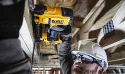 Nail Guns, Staplers & Tackers